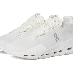 women cloudnova 2 tennis shoes size 10